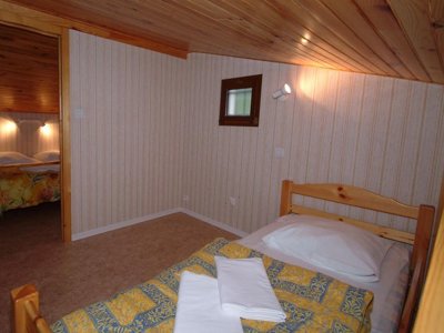 Cliquez pour découvrir toutes les photos de l'HÉBERGEMENT ! chalet - De La Cascade photo 4