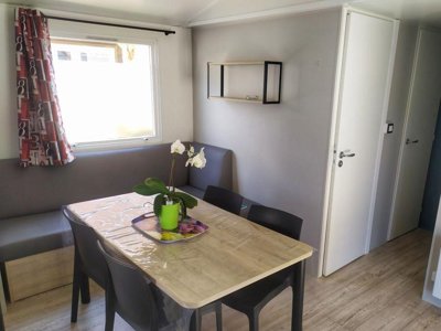 Cliquez pour découvrir toutes les photos de l'HÉBERGEMENT ! mobil-home - De La Cascade photo 3