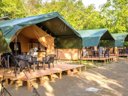 Cliquez pour découvrir toutes les photos de l'HÉBERGEMENT ! tente en toile et bois - camping Centro Vacanze San Marino photo 3