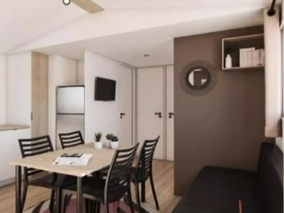 Cliquez pour découvrir toutes les photos de l'HÉBERGEMENT ! mobile_home - Du Château De L'Hom photo 2