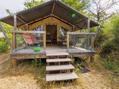 Cliquez pour découvrir toutes les photos de l'HÉBERGEMENT ! tente en toile et bois - Bivouac Nature photo 3