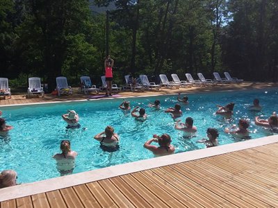 Cliquez pour découvrir toutes les photos de l'ÉTABLISSEMENT ! camping La Berge Fleurie photo 2