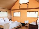 Cliquez pour découvrir toutes les photos de l'HÉBERGEMENT ! tente en toile et bois - camping Le Camp photo 2