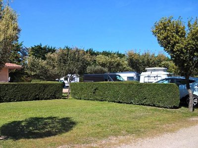 Cliquez pour découvrir toutes les photos de l'ÉTABLISSEMENT ! camping Des Favards photo 23