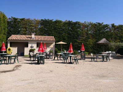 Cliquez pour découvrir toutes les photos de l'ÉTABLISSEMENT ! camping Des Favards photo 25