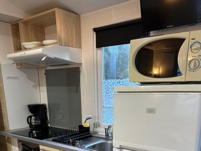 Cliquez pour découvrir toutes les photos de l'HÉBERGEMENT ! mobil-home - Les Dolmens photo 3