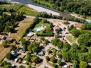 Camping Pas Cher vous présente avec son site Officiel campingpascher.fr, le Camping Les Pres Hauts - Sites Et Paysages classé 3 étoiles, situé sur la commune de Sisteron dans le département Alpes-de-haute-provence (Provence Alpes Côte D'azur) en France. Le camping Les Pres Hauts - Sites Et Paysages, vous présente un hébergement de type mobil-home de 27 m². Le camping Les Pres Hauts - Sites Et Paysages vous propose du mercredi 23 septembre au mercredi 30 septembre 2026 pour 7 nuits à 278€. Cette location propose 36 dates différentes pour réserver votre séjour. Découvrez également les 7 autres gammes d'hébergements du camping. Les Avis clients pour le Camping Les Pres Hauts - Sites Et Paysages sont excellents avec une note moyenne de 9 sur 10. Rivière, Piscine chauffée, Piscine extérieure, Animations familiales, Club enfants, Aire de jeux enfants, Cyclisme, Ping-pong, Pétanque, Randonnée, Terrain de beach-volley, Trampoline,... En savoir plus : cliquez-ICI.
