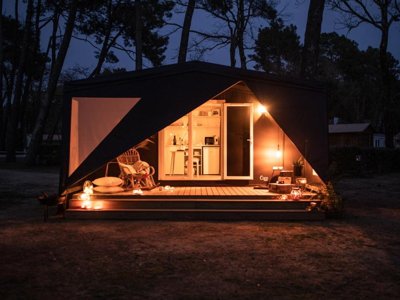 Cliquez pour découvrir toutes les photos de l'HÉBERGEMENT ! bungalow toilé - Les Amarines - Paradis photo 2