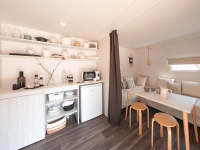 Cliquez pour découvrir toutes les photos de l'HÉBERGEMENT ! bungalow toilé - Les Amarines - Paradis photo 6