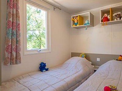 Cliquez pour découvrir toutes les photos de l'HÉBERGEMENT ! mobil-home - La Pinède En Provence photo 5