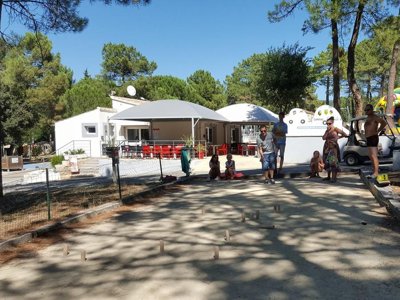 Cliquez pour découvrir toutes les photos de l'ÉTABLISSEMENT ! camping La Pinède En Provence photo 18