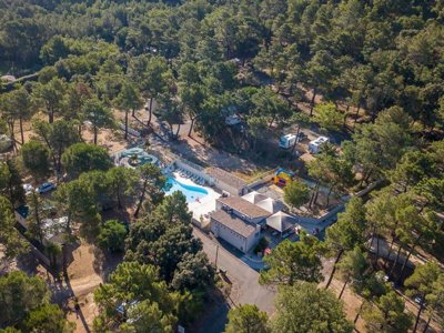 Cliquez pour découvrir toutes les photos de l'ÉTABLISSEMENT ! camping La Pinède En Provence photo 25