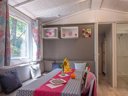 Cliquez pour découvrir toutes les photos de l'HÉBERGEMENT ! mobil-home - camping La Pinède En Provence photo 4