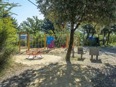 Cliquez pour découvrir toutes les photos de l'ÉTABLISSEMENT ! camping Flower Les Rives De L'Aygues photo 17