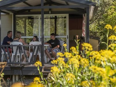 Cliquez pour découvrir toutes les photos de l'ÉTABLISSEMENT ! camping Flower Les Rives De L'Aygues photo 21