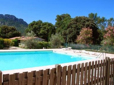 Cliquez pour découvrir toutes les photos de l'HÉBERGEMENT ! chalet - La Fontaine D'annibal photo 9