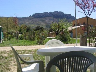 Cliquez pour découvrir toutes les photos de l'HÉBERGEMENT ! bungalow toilé - La Fontaine D'annibal photo 8
