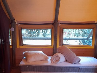Cliquez pour découvrir toutes les photos de l'HÉBERGEMENT ! lodge - Suze Luxe Nature photo 9