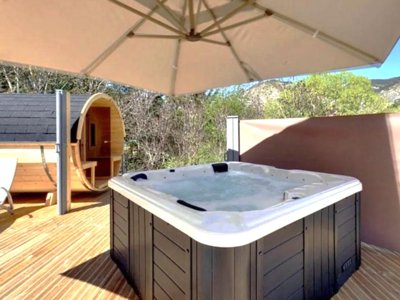 Cliquez pour découvrir toutes les photos de l'HÉBERGEMENT ! chalet - Les Princes D'Orange photo 3