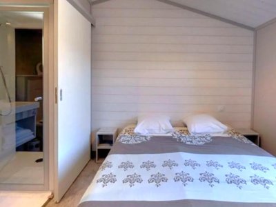 Cliquez pour découvrir toutes les photos de l'HÉBERGEMENT ! chalet - Les Princes D'Orange photo 7