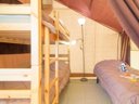 Cliquez pour découvrir toutes les photos de l'HÉBERGEMENT ! tente en toile et bois - camping Les Princes D'Orange - Ciela Village photo 6