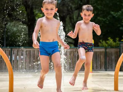 Cliquez pour découvrir toutes les photos de l'ÉTABLISSEMENT ! camping Flower Le Pont Du Tarn photo 13