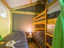 Cliquez pour découvrir toutes les photos de l'HÉBERGEMENT ! tente en toile et bois - camping Flower Le Pont Du Tarn photo 9