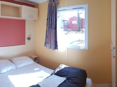 Cliquez pour découvrir toutes les photos de l'HÉBERGEMENT ! mobil-home - Parc Saint Sauvayre photo 3