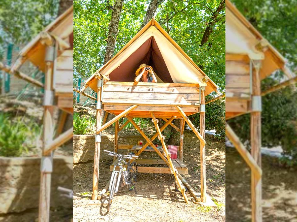 Cliquez pour découvrir toutes les photos de l'HÉBERGEMENT ! tente - camping Arc En Ciel photo 2