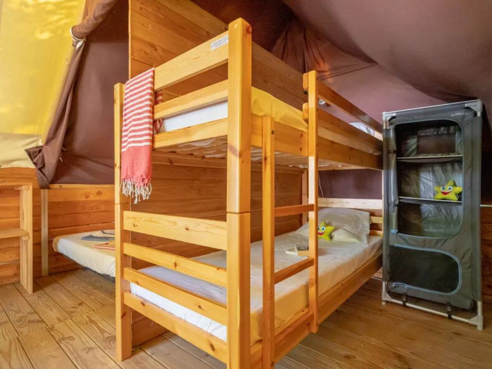 Cliquez pour découvrir toutes les photos de l'HÉBERGEMENT ! lodge - camping Arc En Ciel photo 5