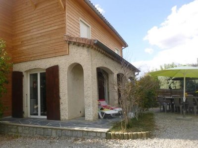 Cliquez pour découvrir toutes les photos de l'HÉBERGEMENT ! maison de campagne - Flower Les Paillotes En Ardeche photo 3