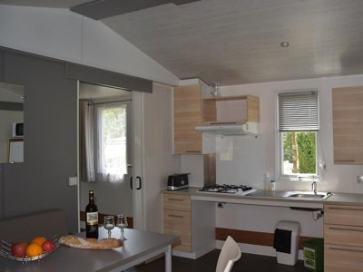 Cliquez pour découvrir toutes les photos de l'HÉBERGEMENT ! mobil-home - La Chêneraie **** photo 3
