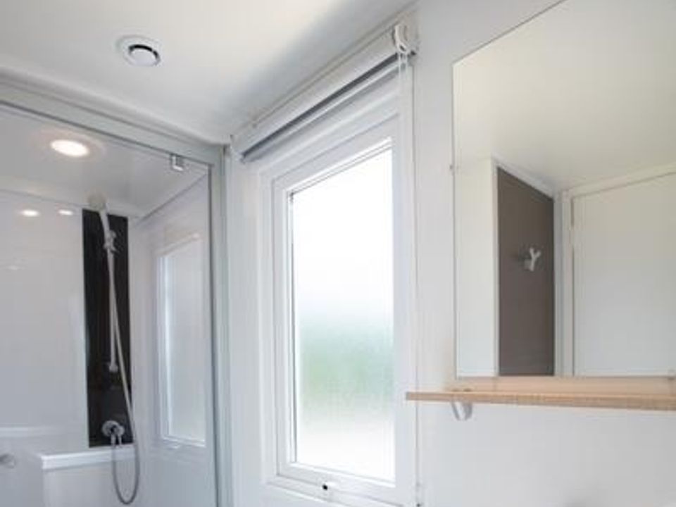 Cliquez pour découvrir toutes les photos de l'HÉBERGEMENT ! mobil-home - La Nouzarede photo 4