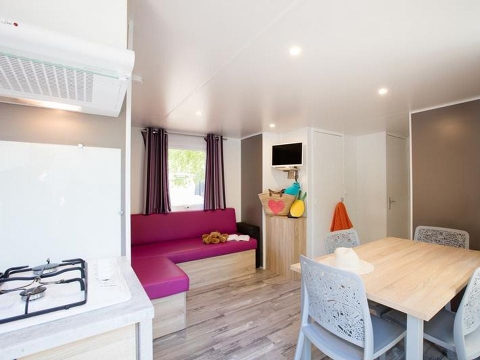 Cliquez pour découvrir toutes les photos de l'HÉBERGEMENT ! mobil-home - établissement La Nouzarede photo 2