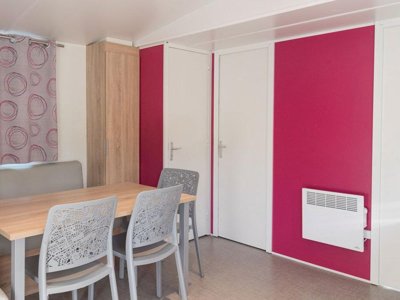 Cliquez pour découvrir toutes les photos de l'HÉBERGEMENT ! mobil-home - Le Coin Charmant photo 2