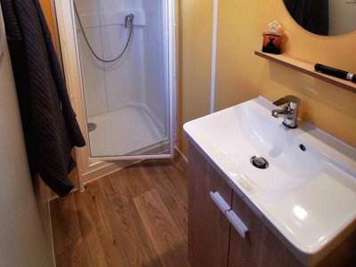 Cliquez pour découvrir toutes les photos de l'HÉBERGEMENT ! mobil-home - Le Coin Charmant photo 8