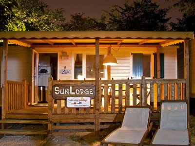 Cliquez pour découvrir toutes les photos de l'ÉTABLISSEMENT ! camping Hu Altomincio Village photo 16