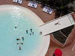 Camping Pas Cher vous présente avec son site Officiel campingpascher.fr, le Établissement Hu Montescudaio Village, situé sur la commune de Montescudaio dans le département Pise (Toscane) en Italie. L'établissement Hu Montescudaio Village vous propose un hébergement de type mobil-home de 25 m². L'établissement vous propose 8 autres types d'hébergements. Découvrez tous nos séjours à petits prix dans la commune et aux alentours de Montescudaio du département : Pise (Toscane).... En savoir plus : cliquez-ICI.