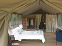 Cliquez pour découvrir toutes les photos de l'HÉBERGEMENT ! tente en toile et bois - camping Aux Lodges Du Mas De Nadal photo 4
