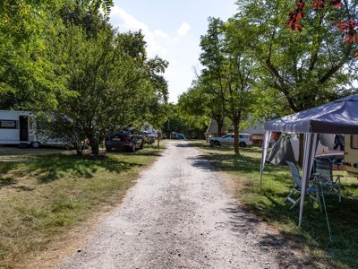 Cliquez pour découvrir toutes les photos de l'ÉTABLISSEMENT ! camping Le Petit Liou - Sites Et Paysages photo 10