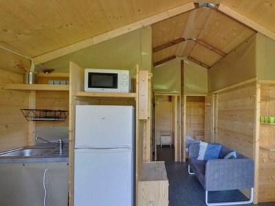 Cliquez pour découvrir toutes les photos de l'HÉBERGEMENT ! tente en toile et bois - Le Petit Liou - Sites Et Paysages photo 2