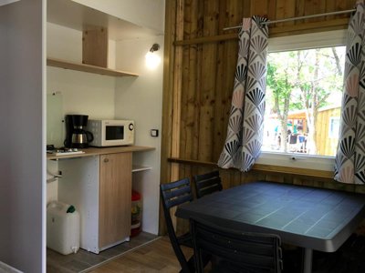 Cliquez pour découvrir toutes les photos de l'HÉBERGEMENT ! mobil-home - Le Petit Liou - Sites Et Paysages photo 4