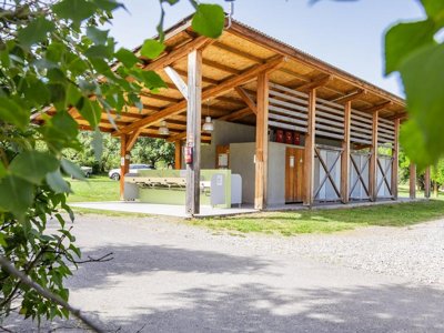 Cliquez pour découvrir toutes les photos de l'ÉTABLISSEMENT ! camping Le Petit Liou - Sites Et Paysages photo 6