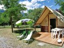 Camping Pas Cher vous présente avec son site Officiel campingpascher.fr, le Camping Le Petit Liou - Sites Et Paysages classé 3 étoiles, situé sur la commune de Baratier dans le département Hautes-alpes (Provence Alpes Côte D'azur) en France. Le camping Le Petit Liou - Sites Et Paysages, vous présente un hébergement de type tente en toile et bois de 14 m² pour 1 personne. Le camping Le Petit Liou - Sites Et Paysages vous propose du dimanche 06 septembre au dimanche 13 septembre 2026 pour 7 nuits à 185€. Cette location propose 37 dates différentes pour réserver votre séjour. Découvrez également les 13 autres gammes d'hébergements du camping. Lac, Piscine chauffée, Piscine extérieure, Animations familiales, Club enfants, Aire de jeux enfants, Baby-foot, Ping-pong, Pétanque, Sports nautiques, Restaurant, Épicerie,... En savoir plus : cliquez-ICI.