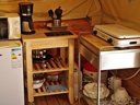 Cliquez pour découvrir toutes les photos de l'HÉBERGEMENT ! tente en toile et bois - camping Le Petit Liou - Sites Et Paysages photo 3