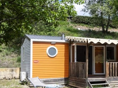 mobil-home - Yelloh! Village Les Bois Du Chatelas photo 4