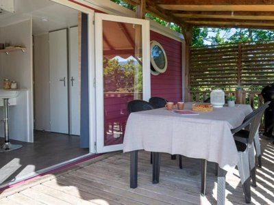 Cliquez pour découvrir toutes les photos de l'HÉBERGEMENT ! mobil-home - Yelloh! Village Les Bois Du Chatelas photo 2