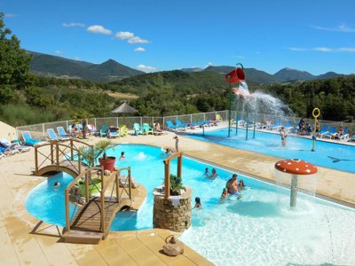 camping Yelloh! Village Les Bois Du Chatelas photo 3