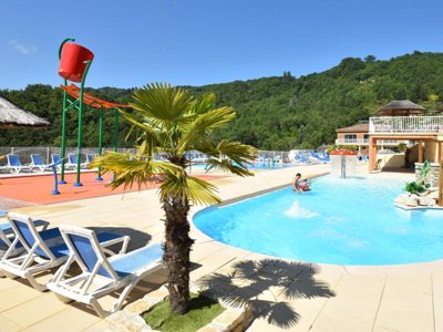 camping Yelloh! Village Les Bois Du Chatelas photo 8