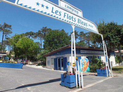 Cliquez pour découvrir toutes les photos de l'ÉTABLISSEMENT ! camping De La Dune "Les Flots Bleus" photo 2